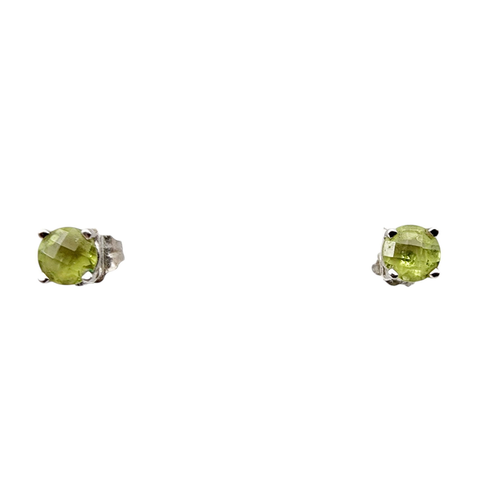 14k White Gold Peridot Stud Earrings: 14k White Gold Peridot Stud Earrings .6g w/backs