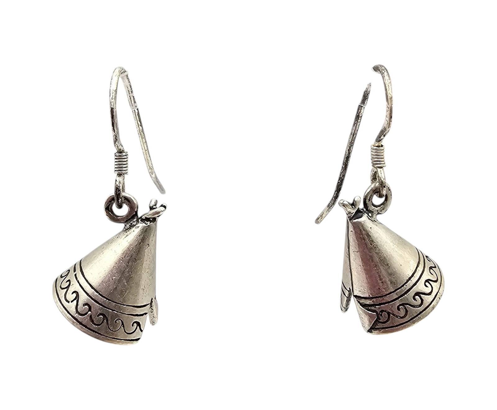 Southwestern Sterling Silver Teepee Drop Dangle Earrings 3.9 G (1 of 4)