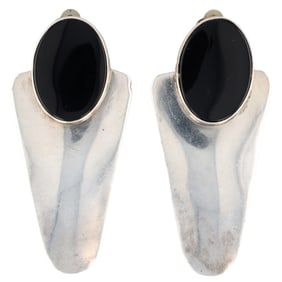 Signed Nez Navajo Sterling Onyx Clip On Earrings