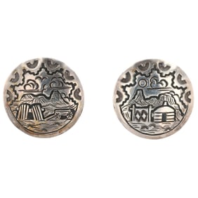 RC Slim Navajo Sterling Storyteller Disc Earrings