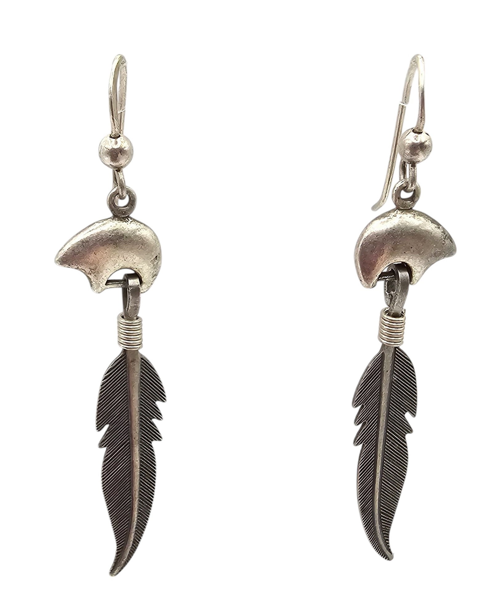 Southwestern Sterling Silver Fetish Bear Feather Drop Dangle Earrings: Southwestern Sterling Silver Fetish Bear Feather Drop Dangle Earrings 4.4 G