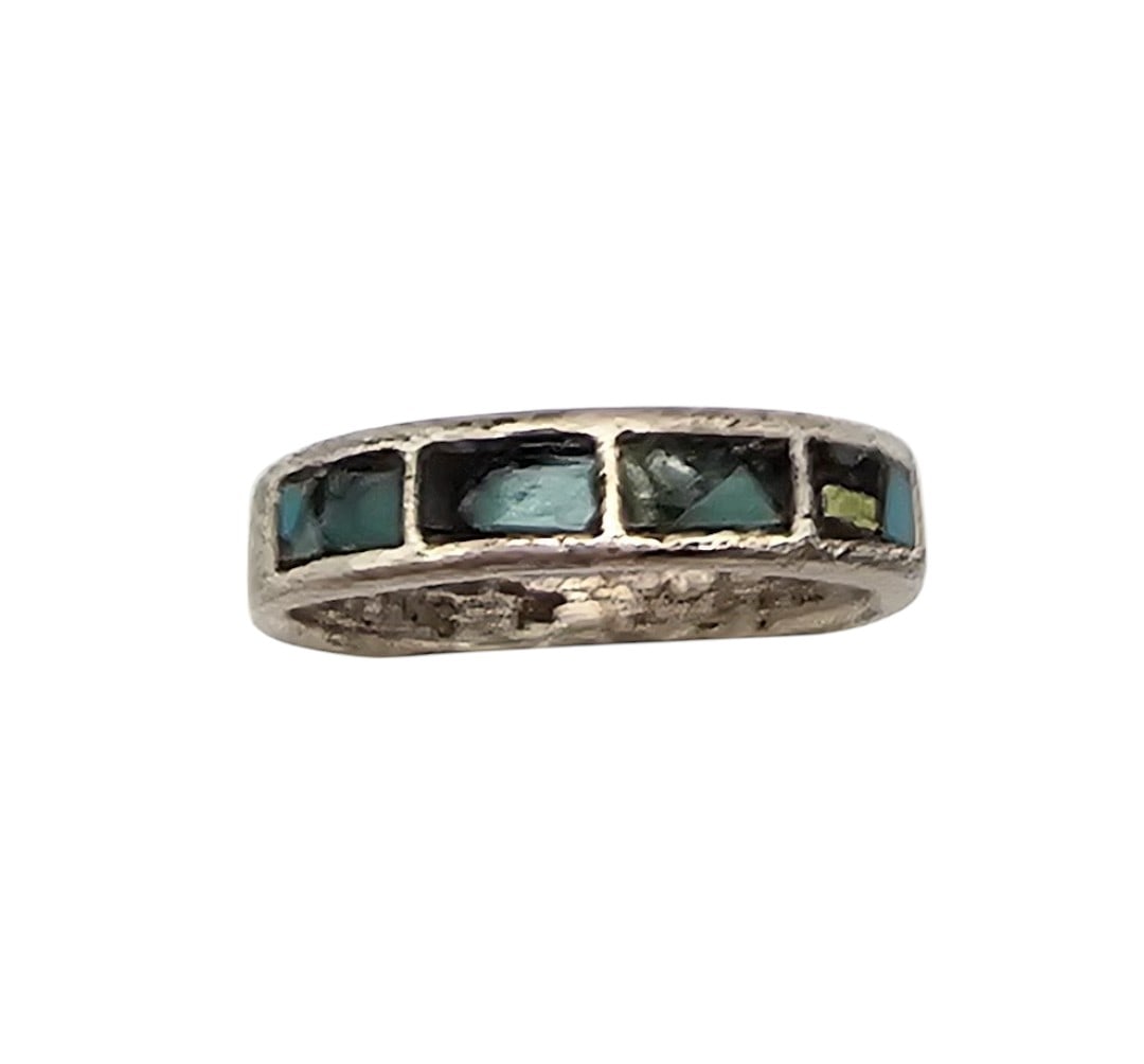Southwestern Crushed Turquoise Sterling Silver Ring Size 6.5: Southwestern Crushed Turquoise Sterling Silver Ring Size 6.5 3.2 G as is