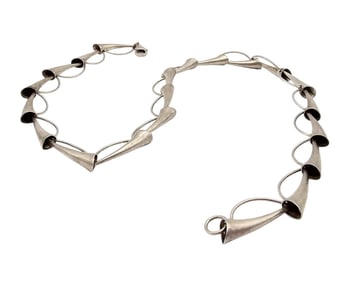 MCM Sterling Silver Modernist Floral Link Necklace 19 G