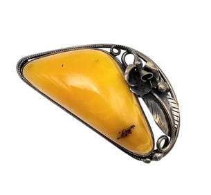 Butterscotch Amber Sterling Silver Brooch 14.9 G