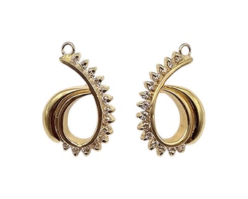 White Sapphire 14K Gold Earrings 4.9 G