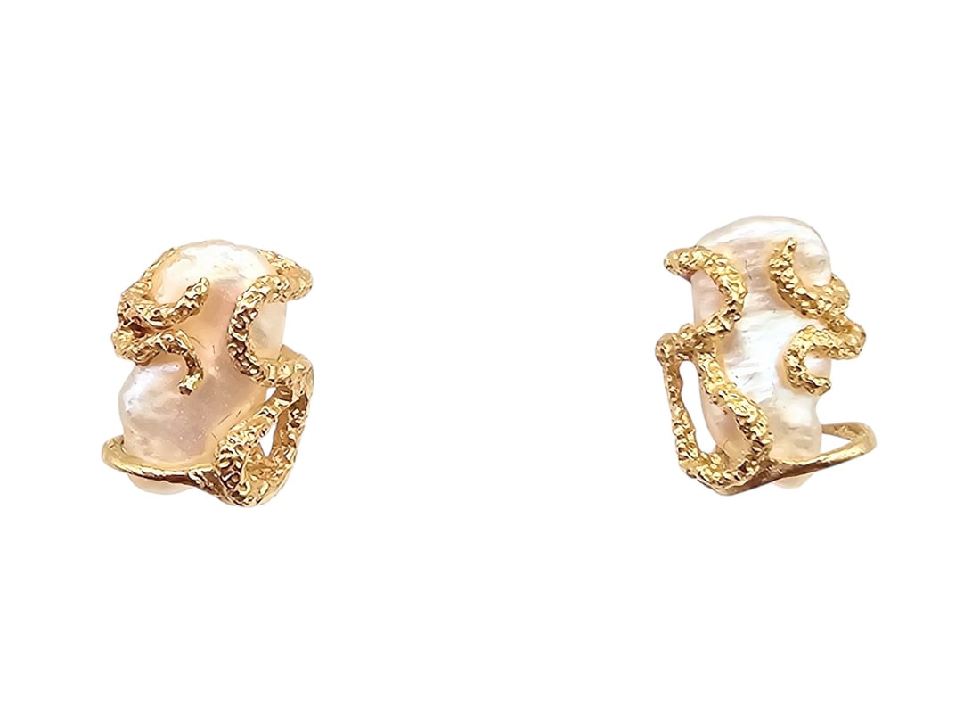 Fresh Water Pearl 14K Gold Post Earrings 2.8 G (1 of 4)