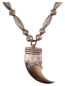 Vintage Navajo Sterling Handmade Bead Bear Claw Necklace