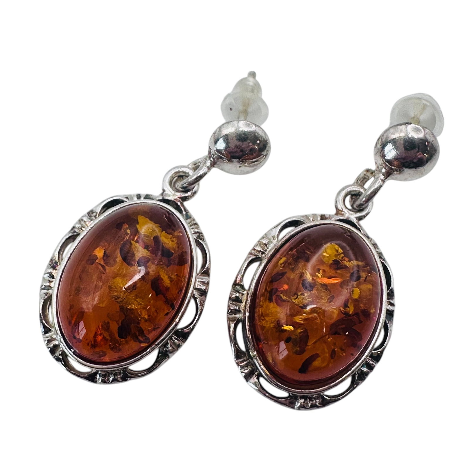 AMBER Sterling Silver Stunning Oval Earrings. 3.91 G.: AMBER sterling silver stunning oval earrings. 3.91 g.