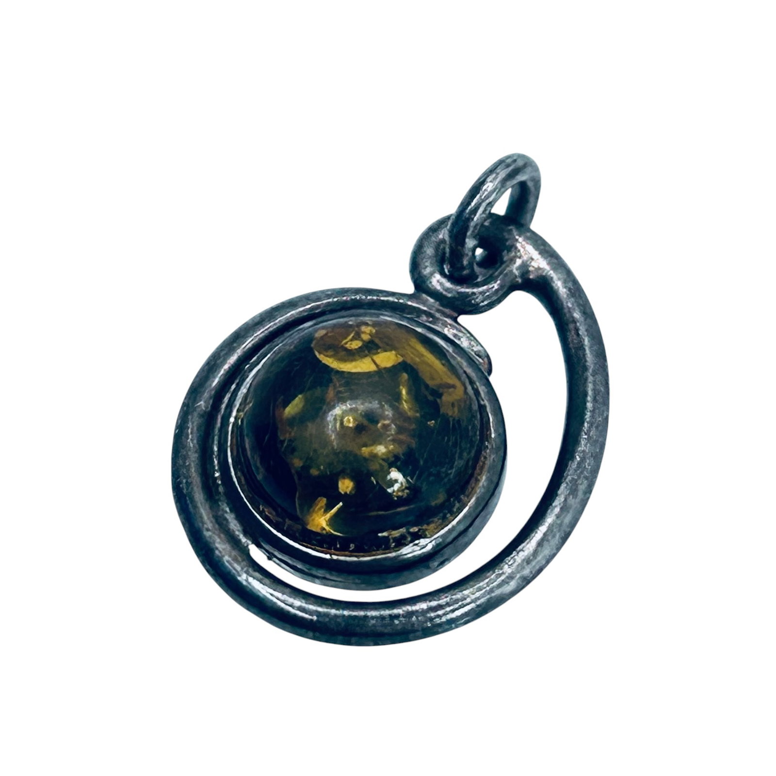 AMBER Sterling Silver Swirl Pendant. 1.85 G.: AMBER sterling silver swirl pendant. 1.85 g.