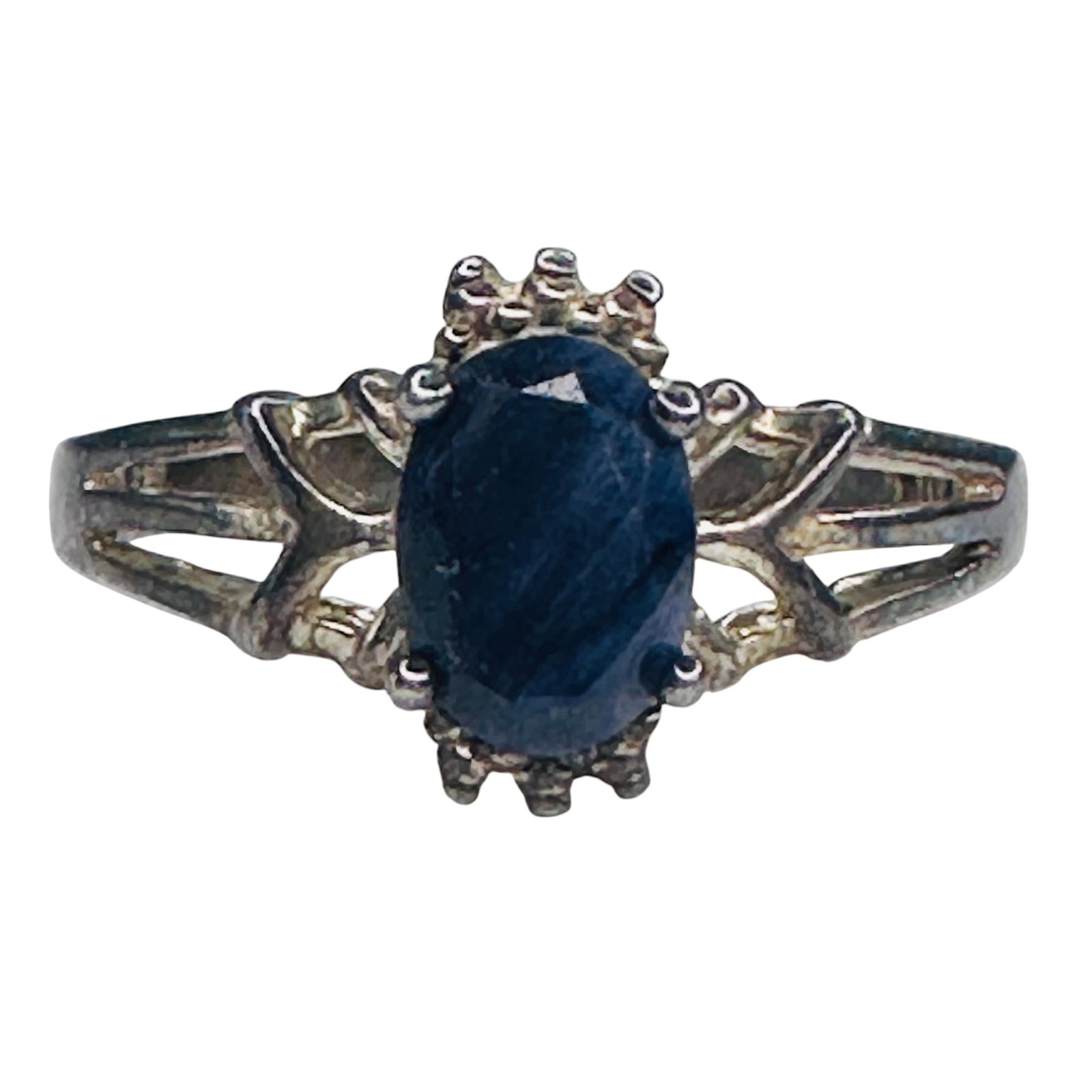 NV Sapphire Sterling Silver Ring Size 6, 2.14g: NV Sapphire sterling silver ring size 6 2.14g