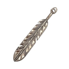 Navajo Sterling Silver Feather Pendant 1.7 G