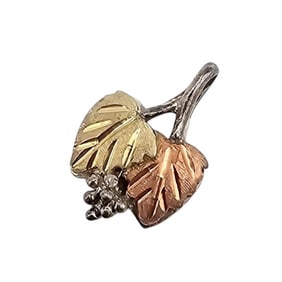 RL 10K Gold Sterling Silver Grape Leaves Pendant 0.8 G