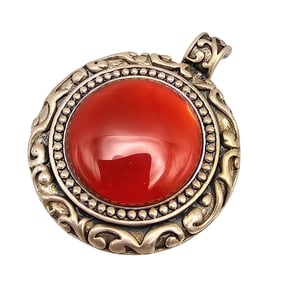 A Carnelian Sterling Silver Pendant 14.5 G
