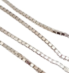 Italy Sterling Silver Box Chain Necklace 9.5 G