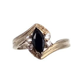 A Synthetic Sapphire Sterling Silver Cocktail Ring Size 6.75 3.2 G