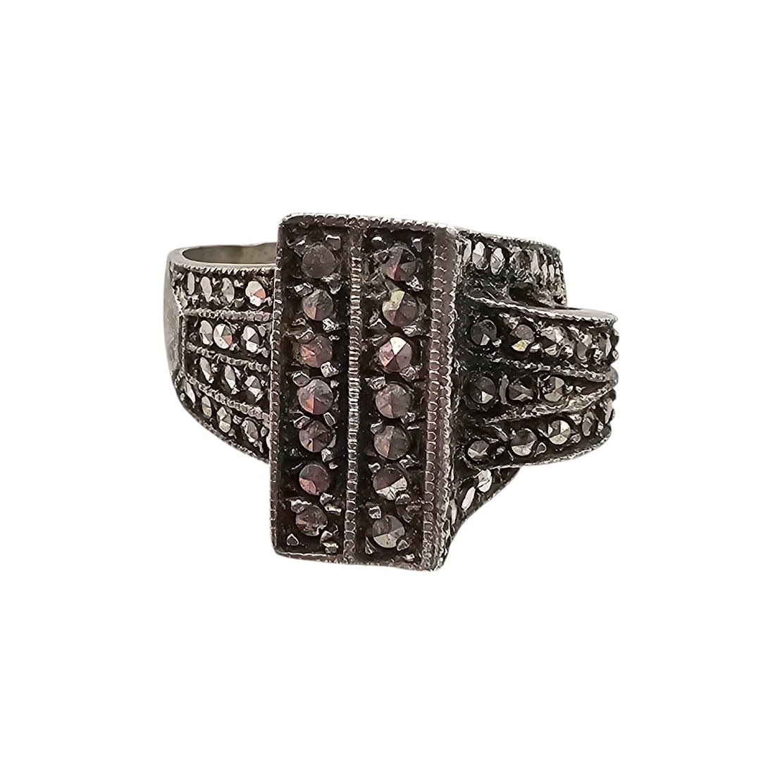 Marcasite Sterling Silver Belt Buckle Cocktail Ring Size 7.5 8.7 G: Marcasite Sterling Silver Belt Buckle Cocktail Ring Size 7.5 8.7 G