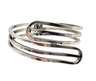 Signed Sterling Silver Open Band Hinge Bangle Bracelet 36.3 G
