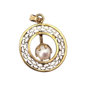 12K Gold Filled Pearl Filigree Pendant 0.9 G