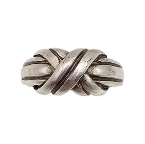Tiffany & Company NY Signature Sterling Silver Cross Ring Size 6.25 4.1 G