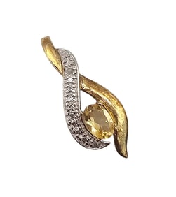 Topaz Gold Over Sterling Silver Pendant 2 G