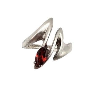Garnet Sterling Silver Cocktail Ring Size 6.5 4.7 G