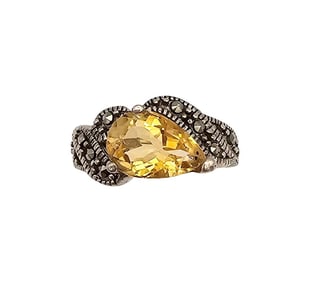 Amethyst Marcasite Sterling Silver Cocktail Ring Size 6.5 5.6 G
