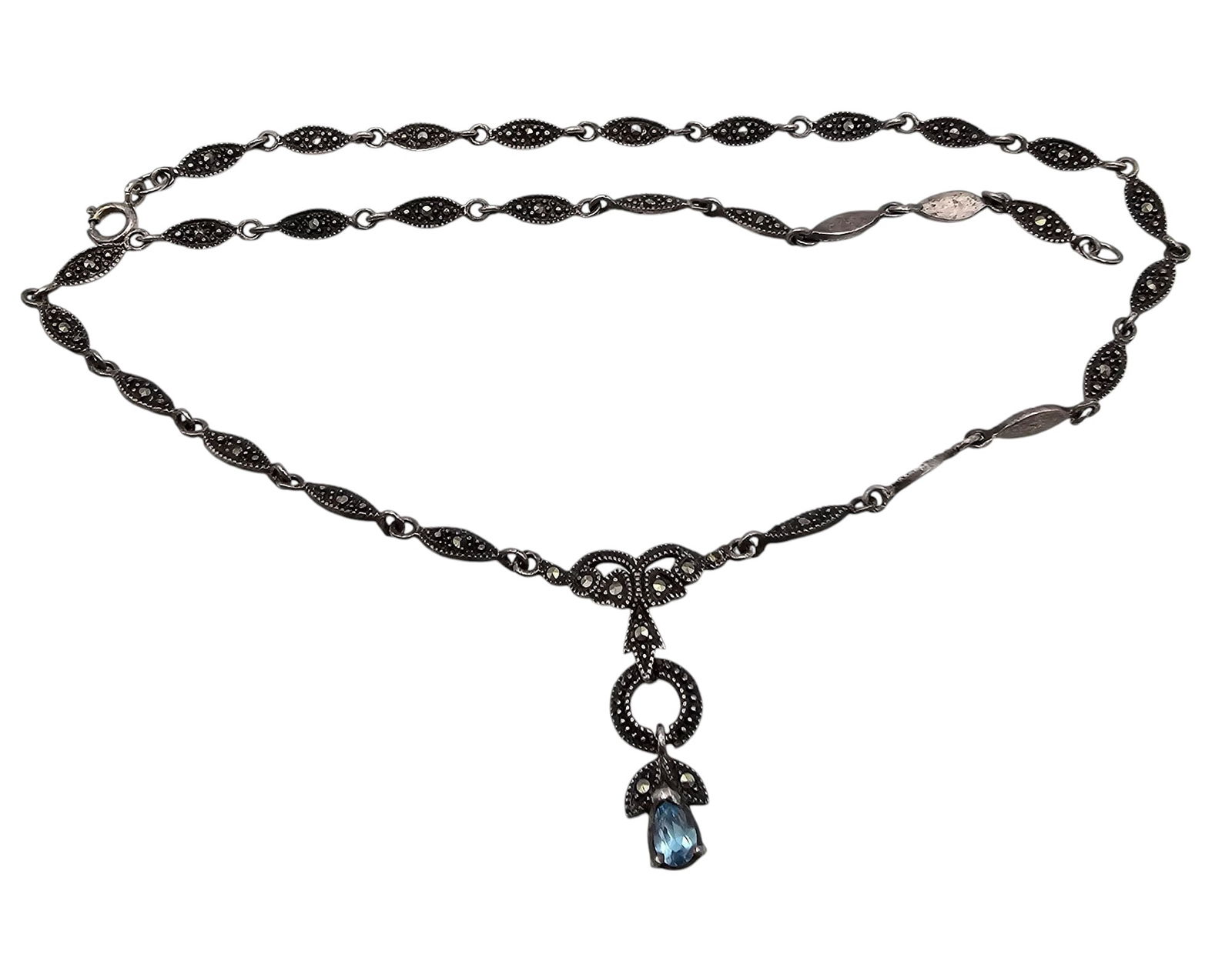 A Topaz Marcasite Sterling Silver Necklace 11.2 G: A Topaz Sterling Silver Necklace 11.2 G