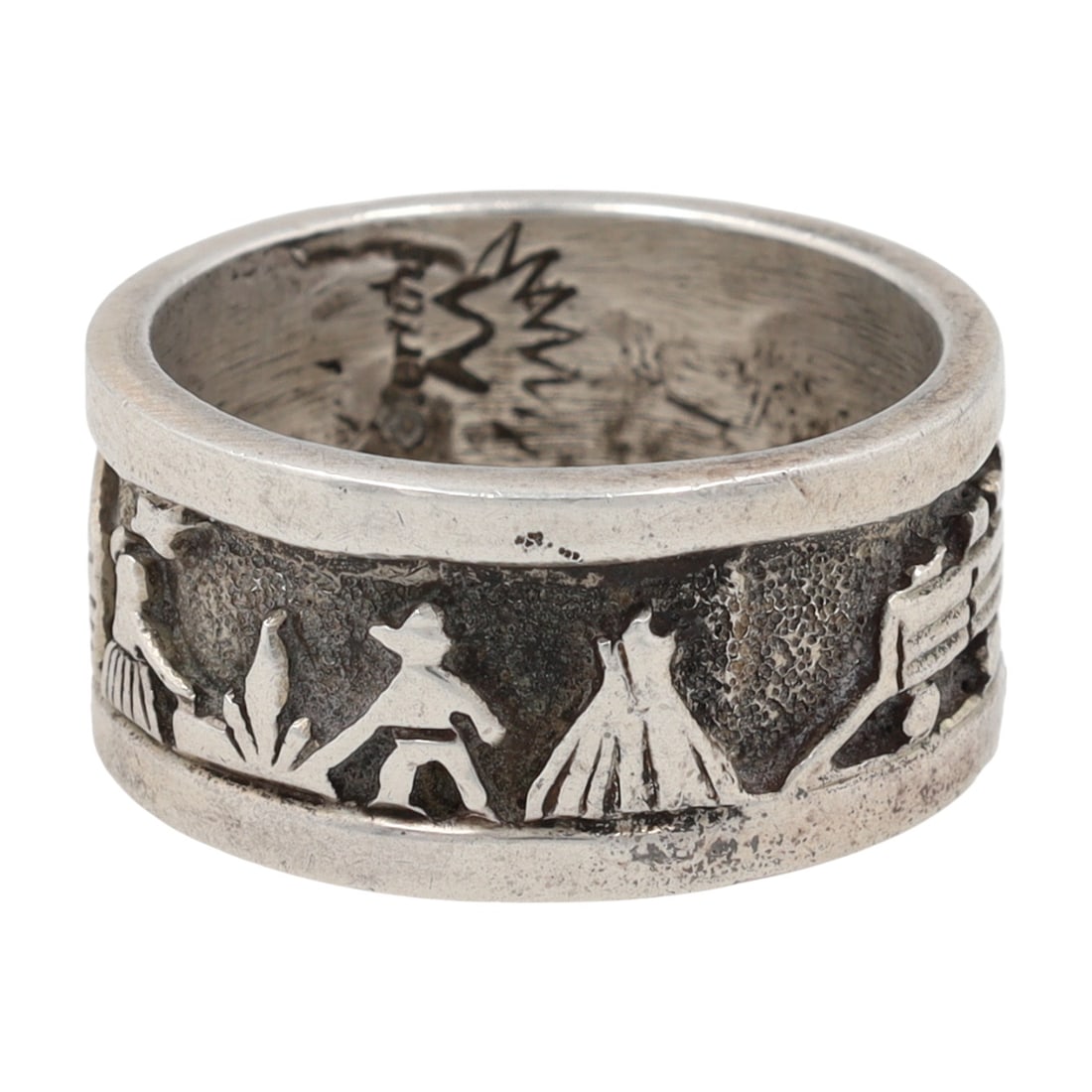 Signed Navajo Sterling Storyteller Ring Band Sz 8 (1 of 6)