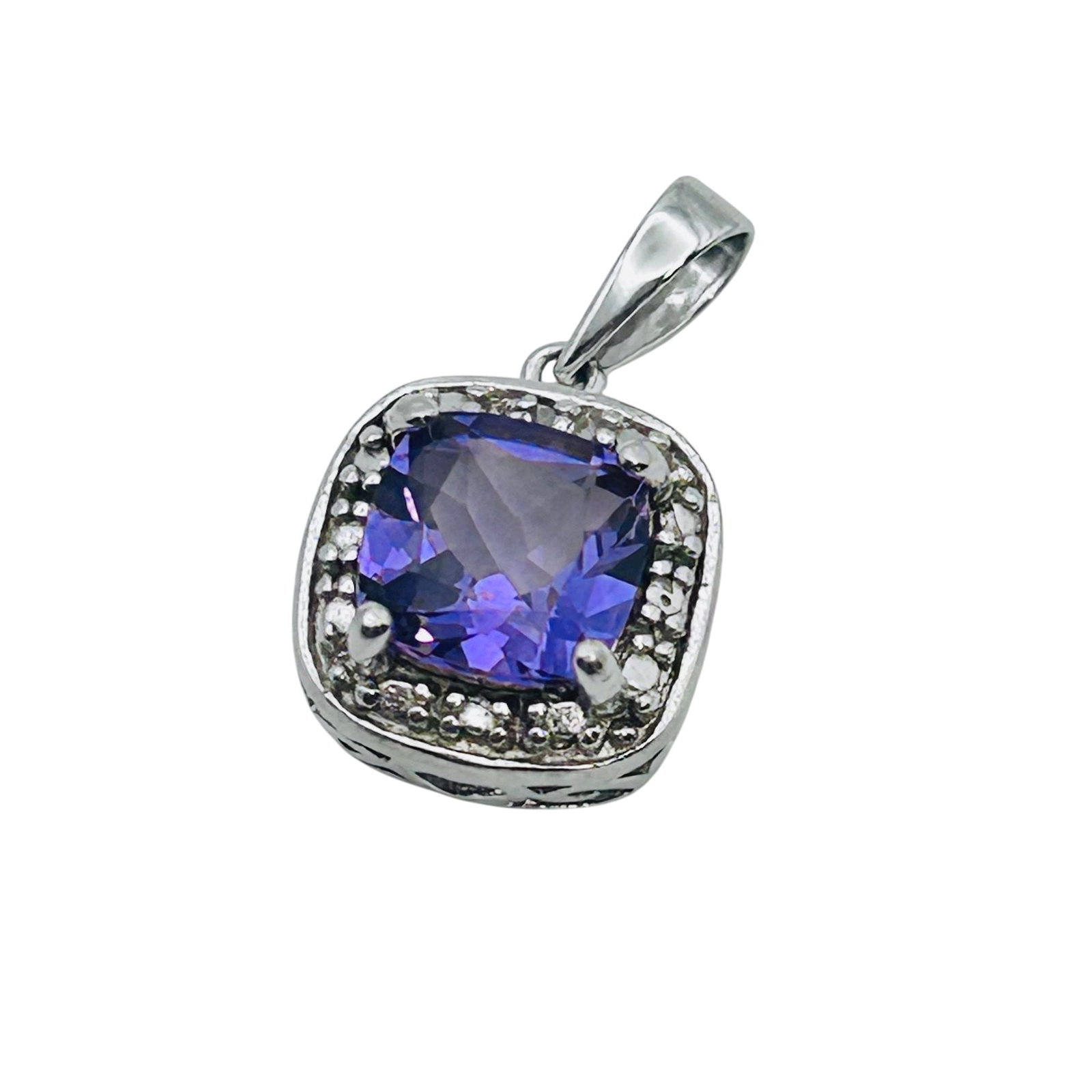 MO Amethyst And Spinel Sterling Pendant 1.48 G: MO amethyst and spinel sterling pendant 1.48 g