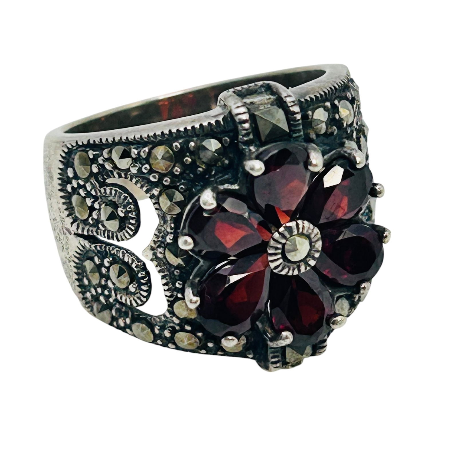 CFJ Red Garnet And MARCASITE Sterling Statement Ring Size 7, 10.06 G (1 of 5)