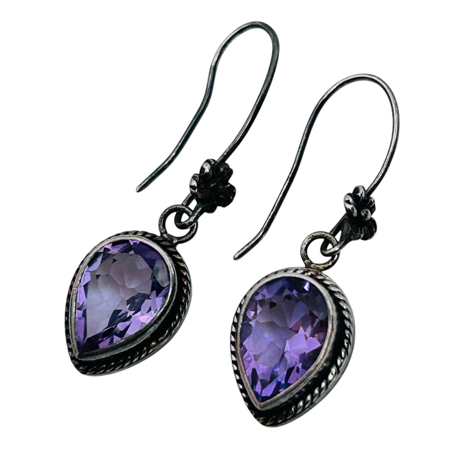 Amethyst ATI Sterling Hook Dangle Earrings Flower Detail 4.29 G (1 of 6)