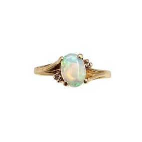 T-G Opal 10K Gold Cocktail Ring Size 5.75 1.5 G