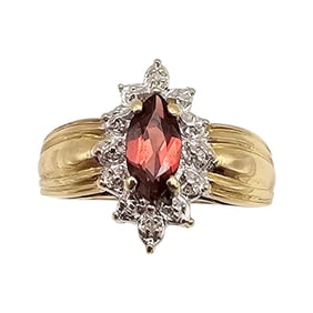 JCM Garnet Diamond 10K Gold Cocktail Ring Size 6.5 2.4 G