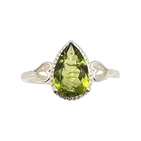 STS Peridot Sterling Silver Cocktail Ring Size 7.75 2.2 G