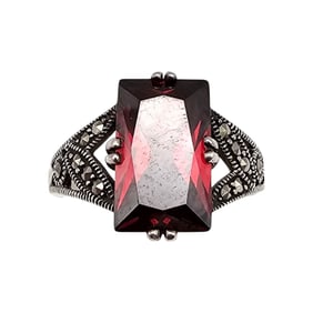 T&S Rhinestone Sterling Silver Cocktail Ring Size 7 4.5 G