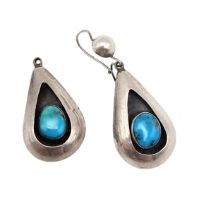 Southwestern Turquoise Sterling Silver Earrings 11 G