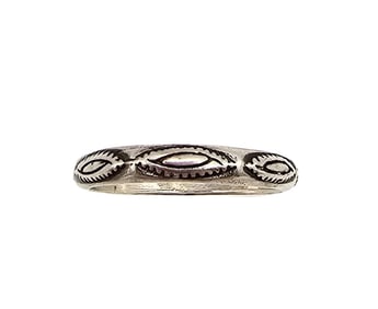 Shube's Sterling Silver Stamped Ring Size 8.5 2.9 G