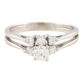 Diamond 18K White Gold Ring Size 8.25