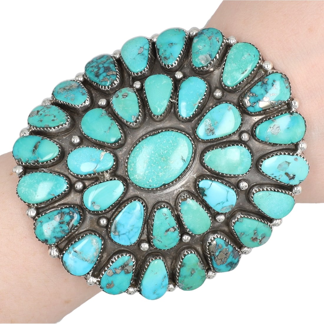 Large Navajo Sterling Turquoise Cuff Bracelet 130g (1 of 7)