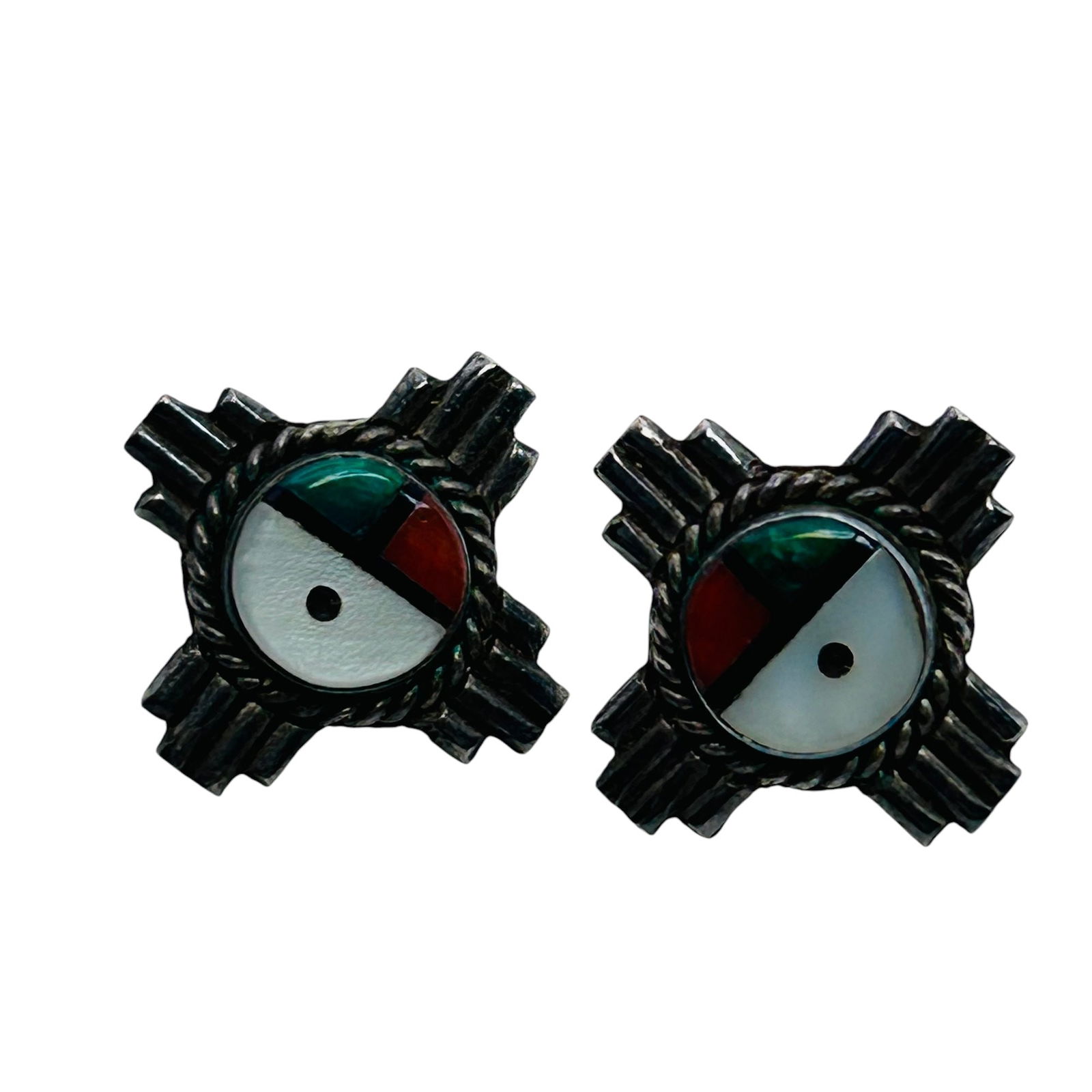 Zuni Vintage Sterling Stud Earrings 1.94 G (1 of 5)