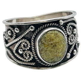 Green Garnet Sterling Ring Size 7, 4.58 G