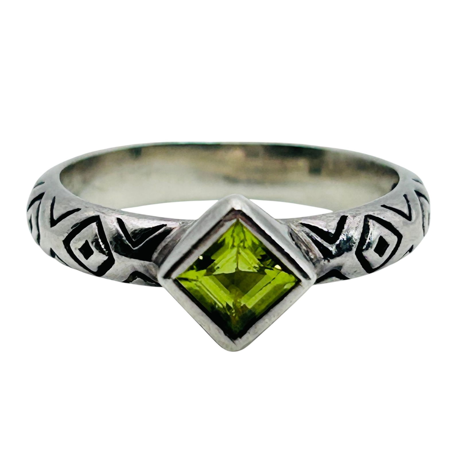Brighton, Sterling Peridot Size 6, 3.1 G: Brighton Sterling peridot size 6 3.1 g