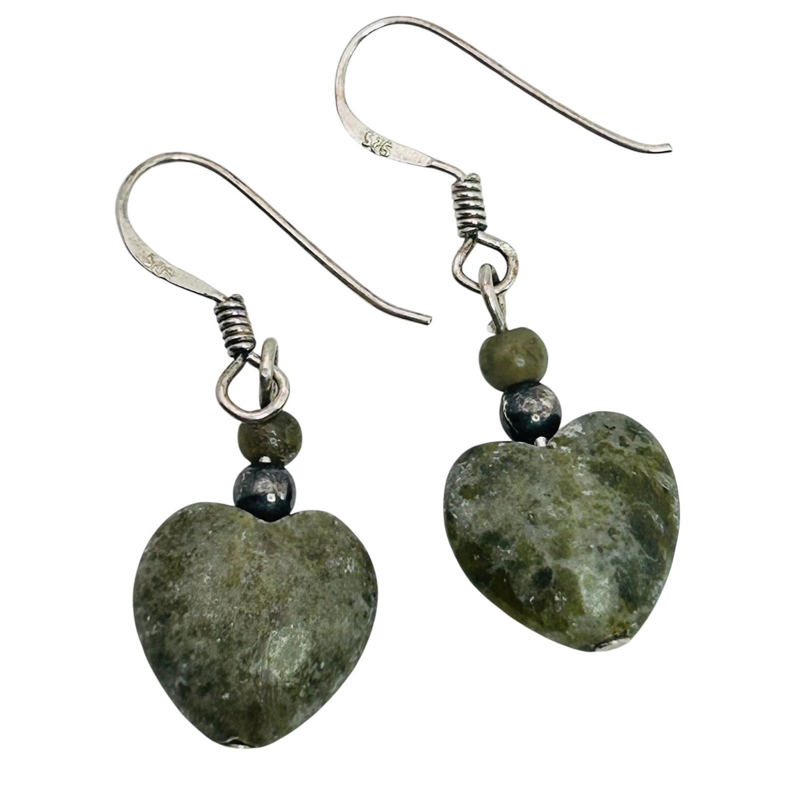 Emerald Heart Sterling Earrings 2.4 G (1 of 5)