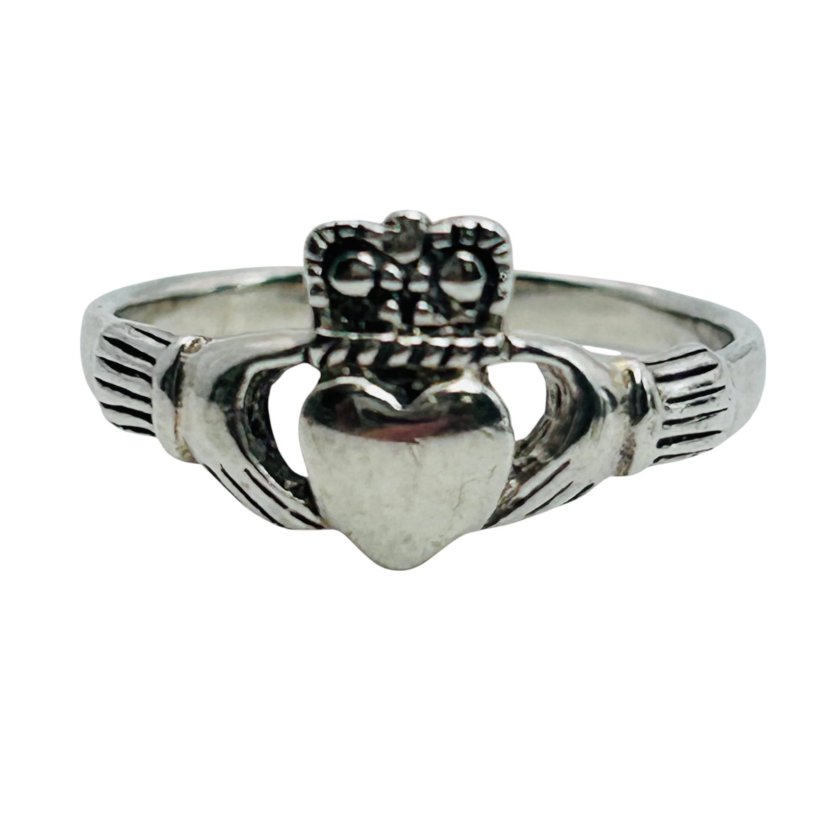 Claddagh Sterling Ring Size 6, 2.02 G: Claddagh sterling ring size 6 2.02 g
