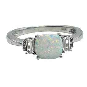 JWBR Opal And Topaz Ring Size 7, 2.64 G