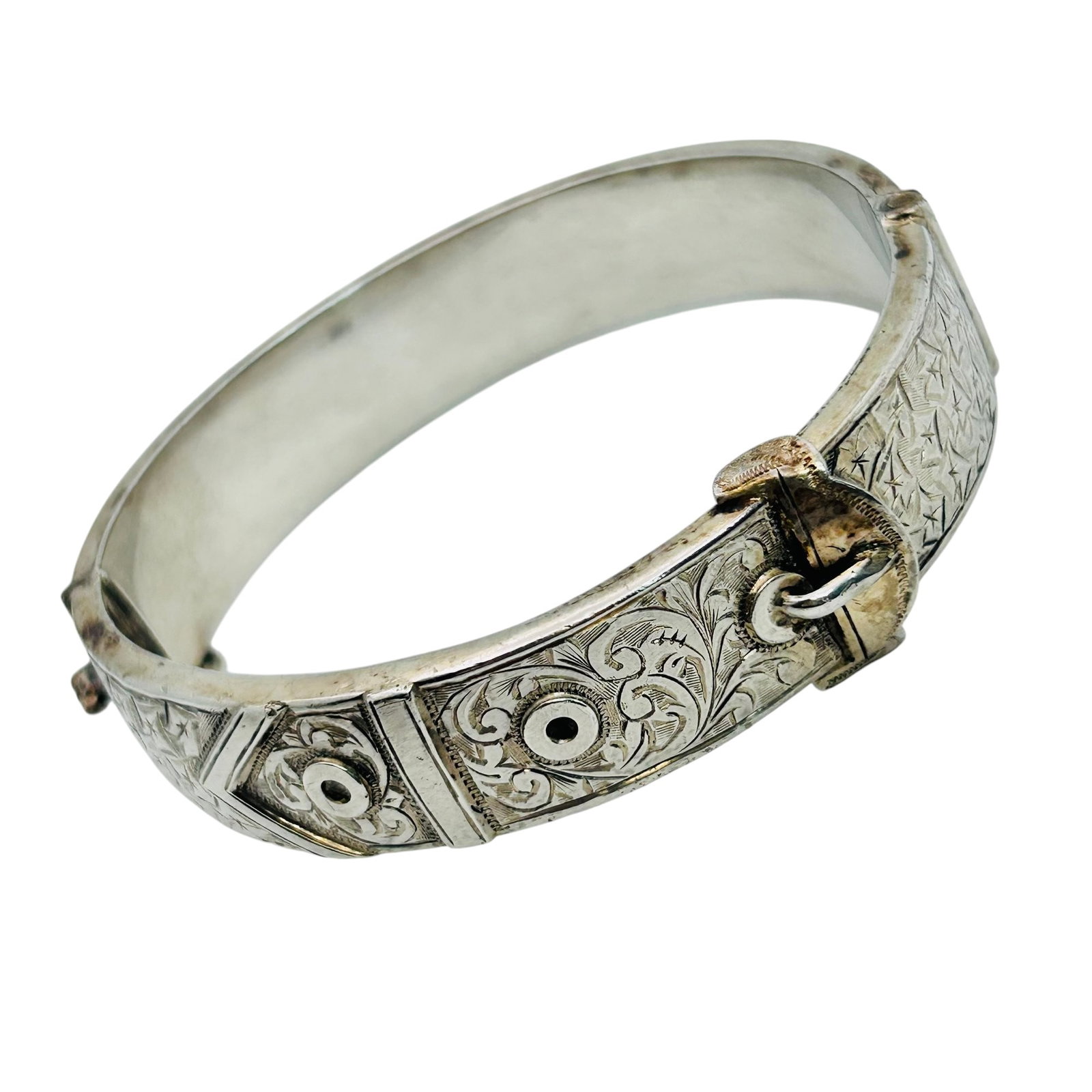 England BIRKS Sterling Belt Buckle Bracelet 21.34 G: England BIRKS Sterling belt buckle bracelet 21.34 g no connecting chain see picture