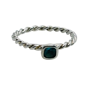 VIVAH Sterling Green-stone Ring Size 7.5, 1.68 G