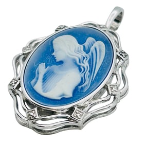 Sterling Carved Angel Cameo Pendant, 8.48 G