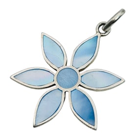 TASHI Sterling Flower Pendant 3.1g