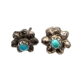 Native Turquoise Sterling Silver Flower Earrings 1.1 G